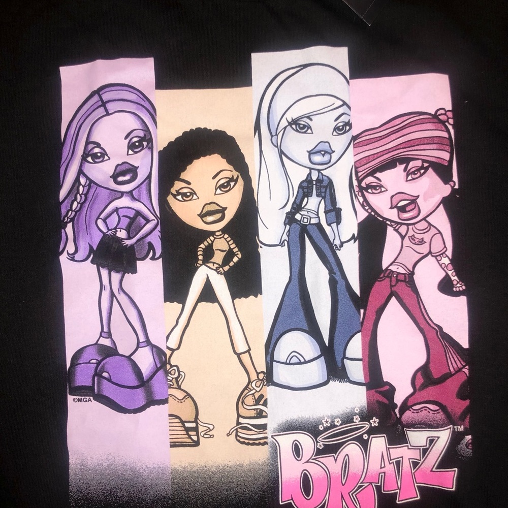 Bratz original group of 4 t shirt